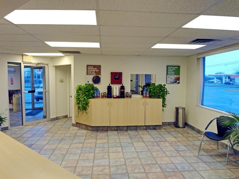 Days Inn By Wyndham Indianapolis South Buitenkant foto