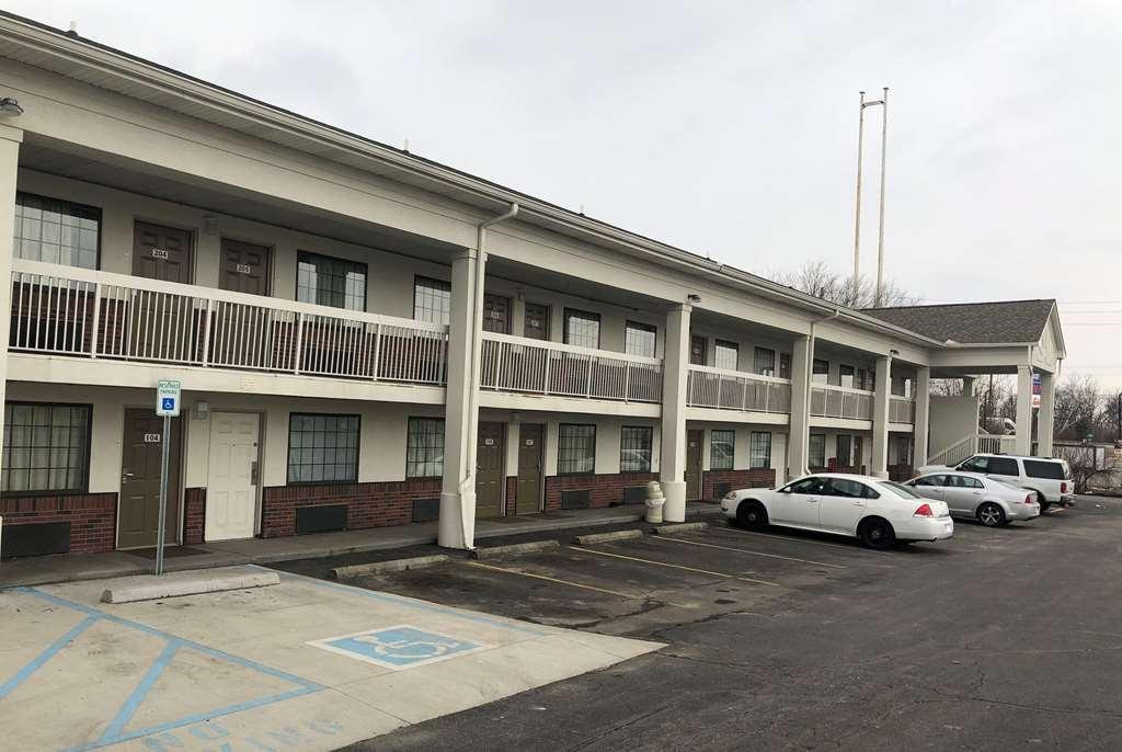 Days Inn By Wyndham Indianapolis South Buitenkant foto