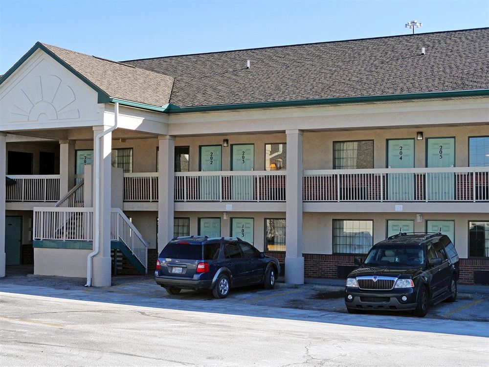 Days Inn By Wyndham Indianapolis South Buitenkant foto