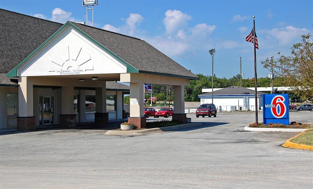 Days Inn By Wyndham Indianapolis South Buitenkant foto